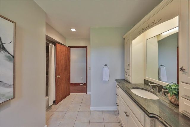 295 Crown View Avenue, Stockertown Boro, PA 18083