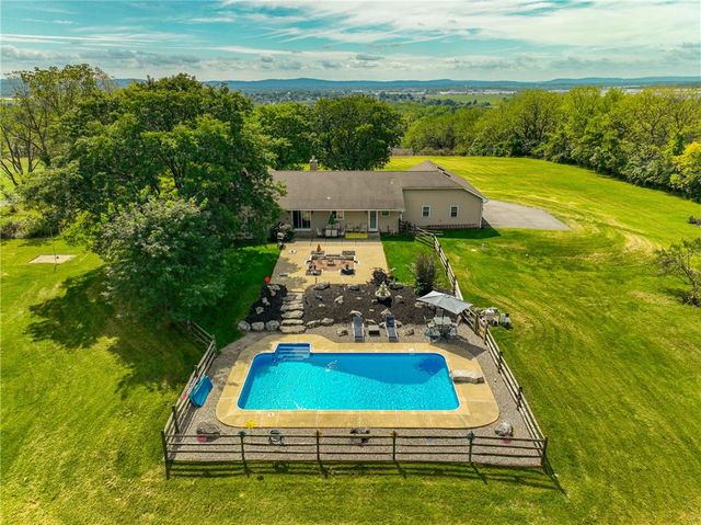 295 Crown View Avenue, Stockertown Boro, PA 18083