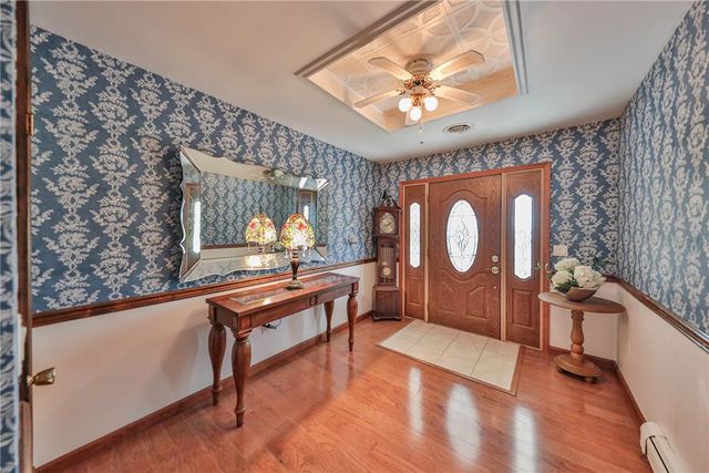 295 Crown View Avenue, Stockertown Boro, PA 18083