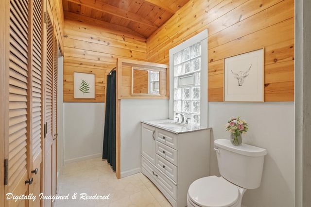 520 E Main Street Se, Caledonia Vlg, MI 49316