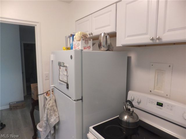11820 Edgewater Drive 619, Lakewood, OH 44107