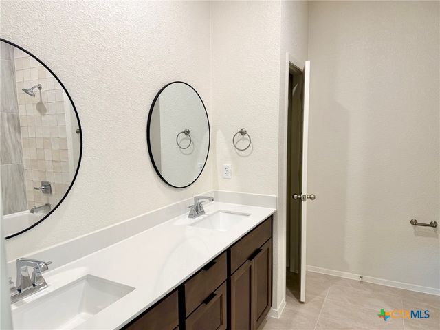 1611 Crooked River Court, Temple, TX 76502