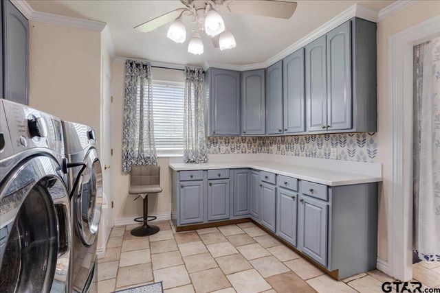 6130 Peninsula Cir, Athens, TX 75752