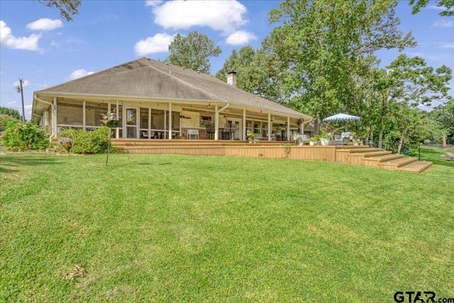 6130 Peninsula Cir, Athens, TX 75752