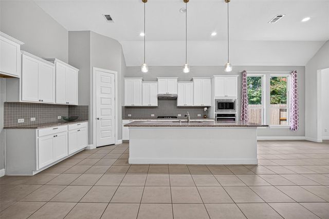 13326 Lake Chesdin Road, Houston, TX 77044