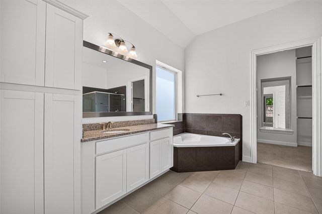 13326 Lake Chesdin Road, Houston, TX 77044