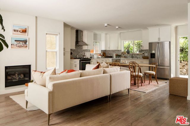 3519 Roseview Avenue, Los Angeles, CA 90065