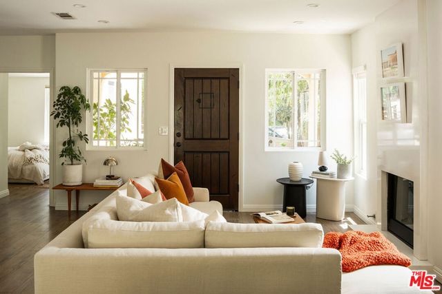 3519 Roseview Avenue, Los Angeles, CA 90065