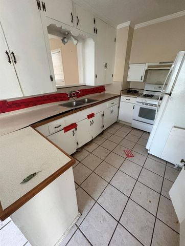 151 Parker Road, Houston, TX 77076