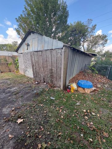 151 Parker Road, Houston, TX 77076