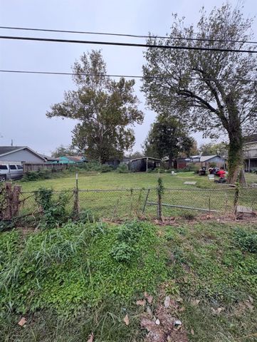 151 Parker Road, Houston, TX 77076