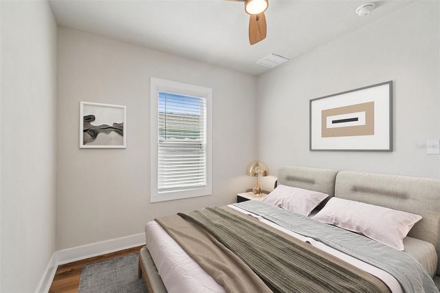 1916 35TH STREET S, St Petersburg, FL 33711