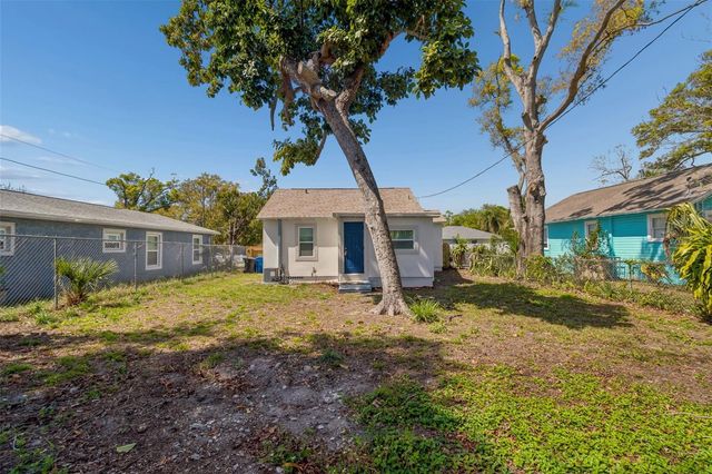 1916 35TH STREET S, St Petersburg, FL 33711