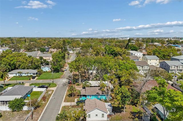 1916 35TH STREET S, St Petersburg, FL 33711