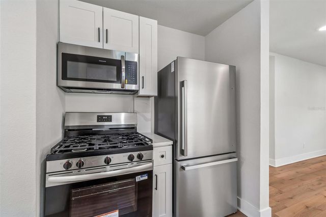 1916 35TH STREET S, St Petersburg, FL 33711