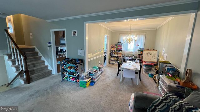17 SLEEPY HOLLOW RD, Stratford, NJ 08084