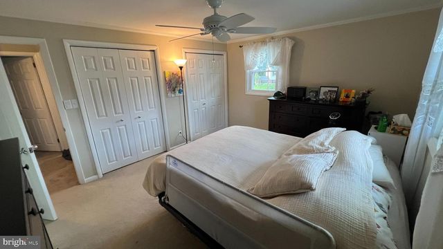 17 SLEEPY HOLLOW RD, Stratford, NJ 08084