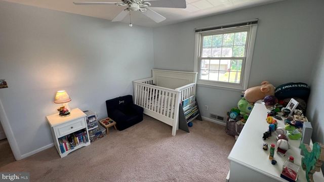 17 SLEEPY HOLLOW RD, Stratford, NJ 08084