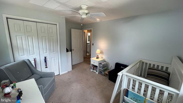 17 SLEEPY HOLLOW RD, Stratford, NJ 08084