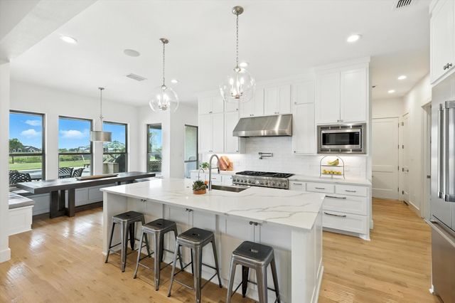 148 Overlook Drive, Aledo, TX 76008