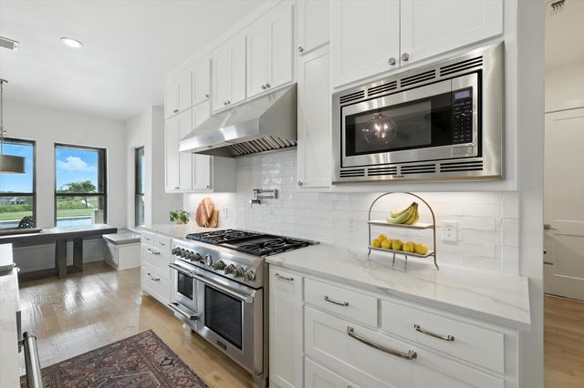 148 Overlook Drive, Aledo, TX 76008