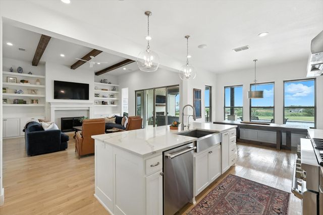 148 Overlook Drive, Aledo, TX 76008