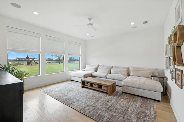 148 Overlook Drive, Aledo, TX 76008