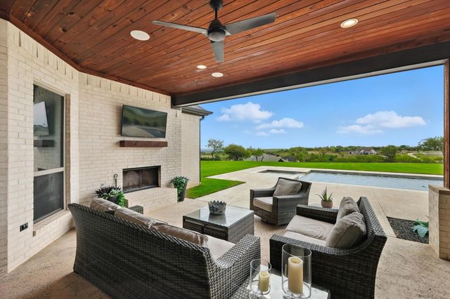 148 Overlook Drive, Aledo, TX 76008