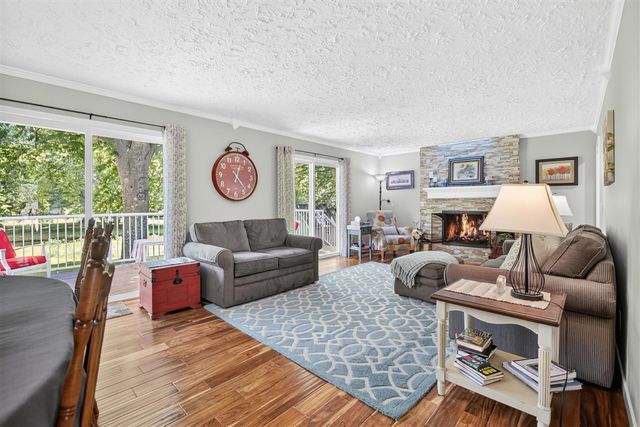 16395 Prairie Brook Road, Schoolcraft, MI 49087