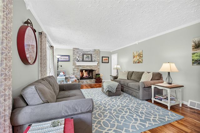 16395 Prairie Brook Road, Schoolcraft, MI 49087