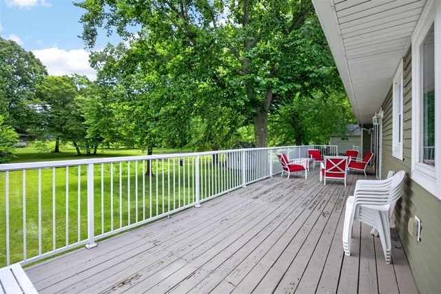 16395 Prairie Brook Road, Schoolcraft, MI 49087