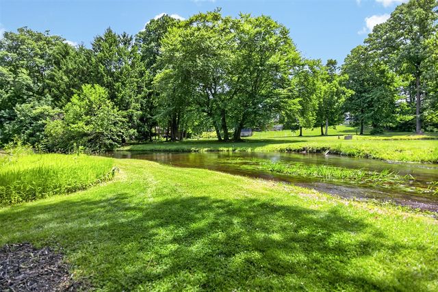 16395 Prairie Brook Road, Schoolcraft, MI 49087