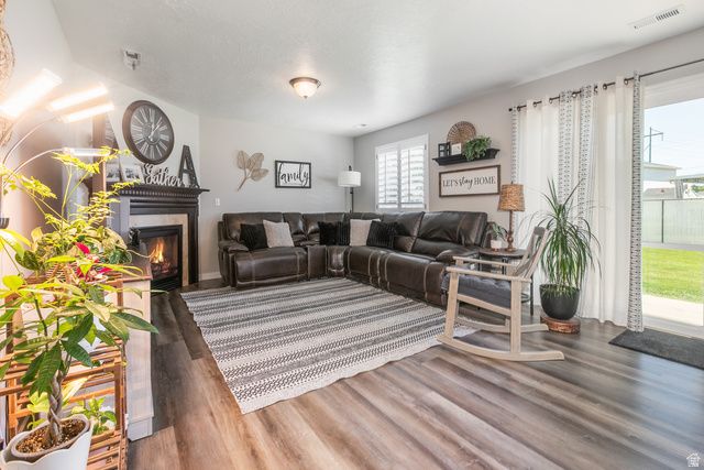 4596 S 3150 W, Roy, UT 84067