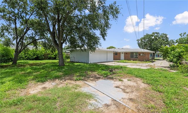 413 Homecrest St, Corpus Christi, TX 78412