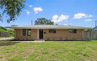 413 Homecrest St, Corpus Christi, TX 78412