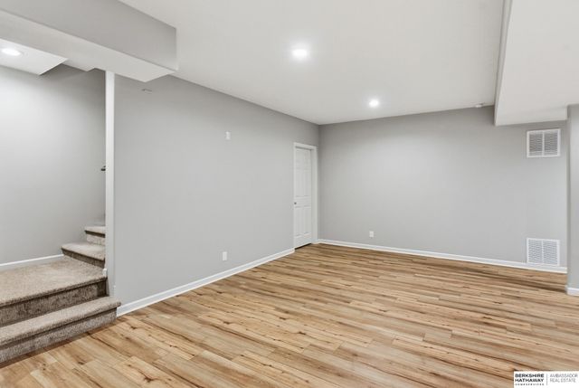 3903 S 192 Avenue, Omaha, NE 68130