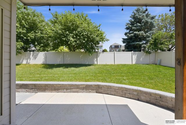 3903 S 192 Avenue, Omaha, NE 68130