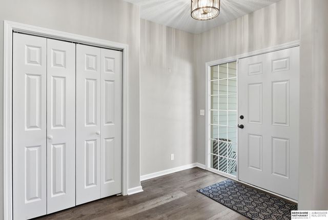 3903 S 192 Avenue, Omaha, NE 68130