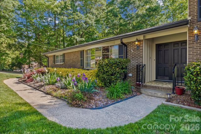 1914 N New Hope Road, Gastonia, NC 28054
