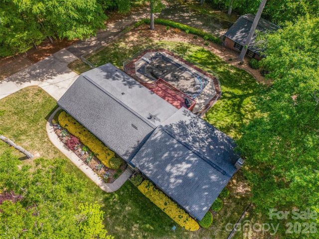 1914 N New Hope Road, Gastonia, NC 28054