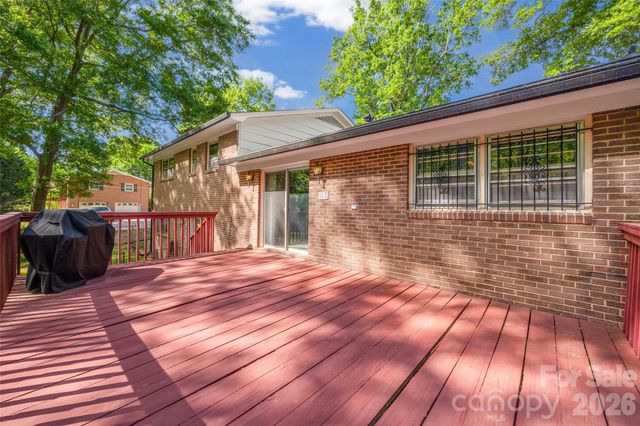 1914 N New Hope Road, Gastonia, NC 28054