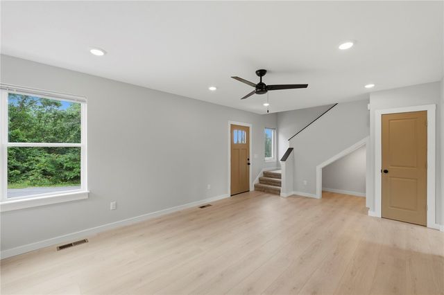 14 Marisco Lane, Bella Vista, AR 72715