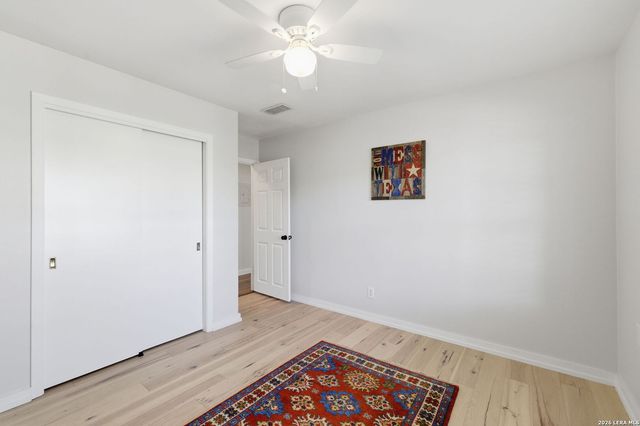 182 Oklahoma, New Braunfels, TX 78130