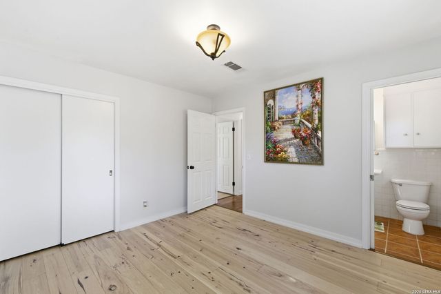 182 Oklahoma, New Braunfels, TX 78130