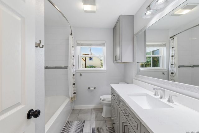 182 Oklahoma, New Braunfels, TX 78130