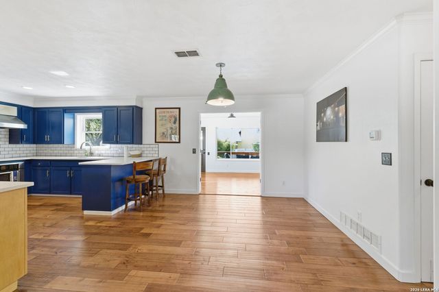 182 Oklahoma, New Braunfels, TX 78130