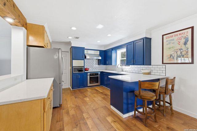 182 Oklahoma, New Braunfels, TX 78130