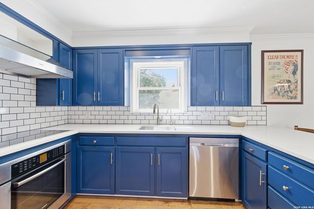 182 Oklahoma, New Braunfels, TX 78130