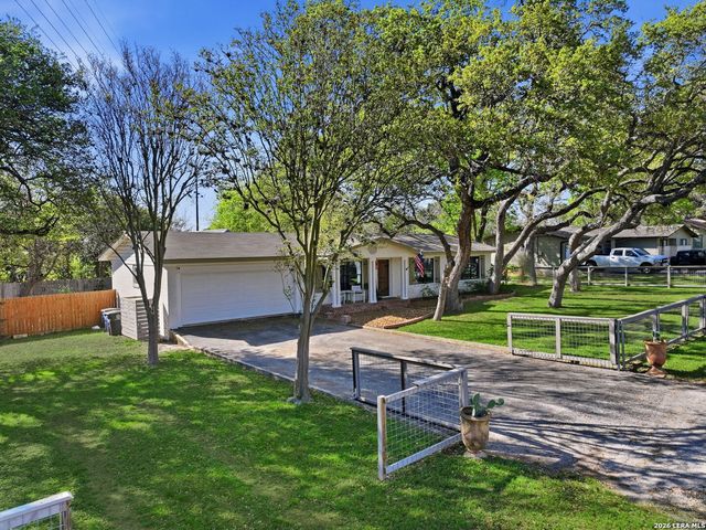 182 Oklahoma, New Braunfels, TX 78130