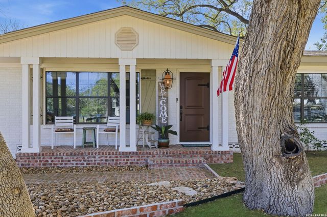 182 Oklahoma, New Braunfels, TX 78130